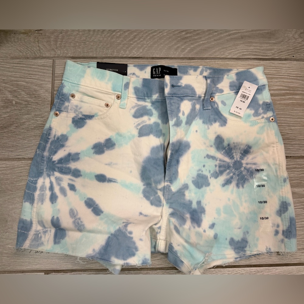 GAP Tie-Dye Denim Shorts in Blue and White Size 10
